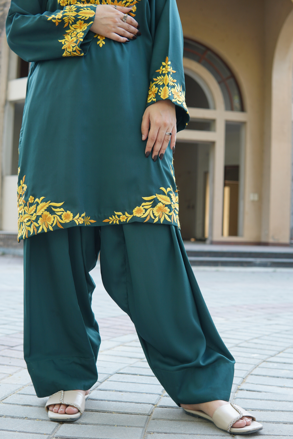 Haya 2pcs (Farshi Shalwar)