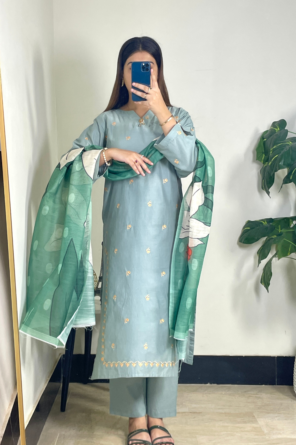 Inaya 3pcs