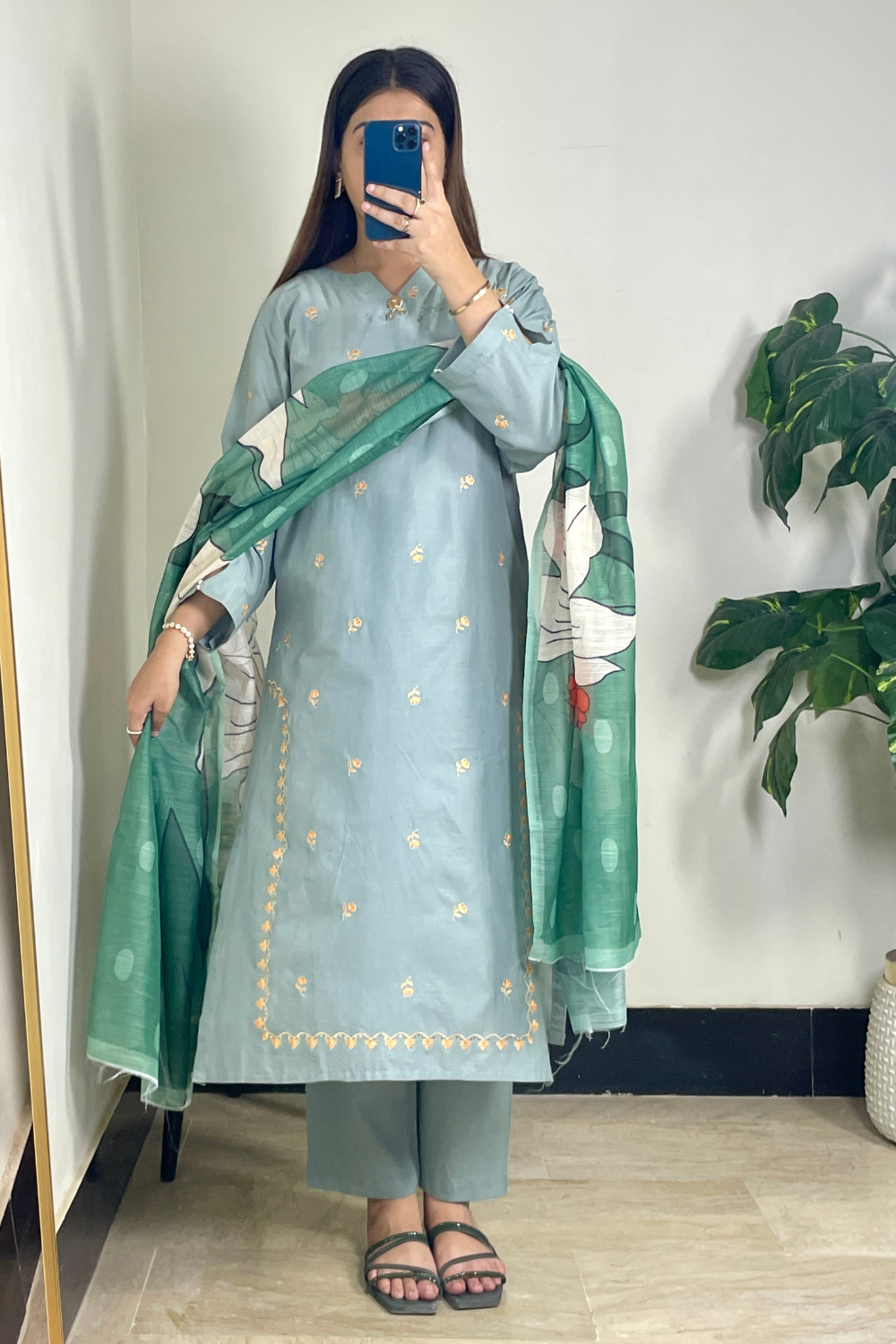 Inaya 3pcs
