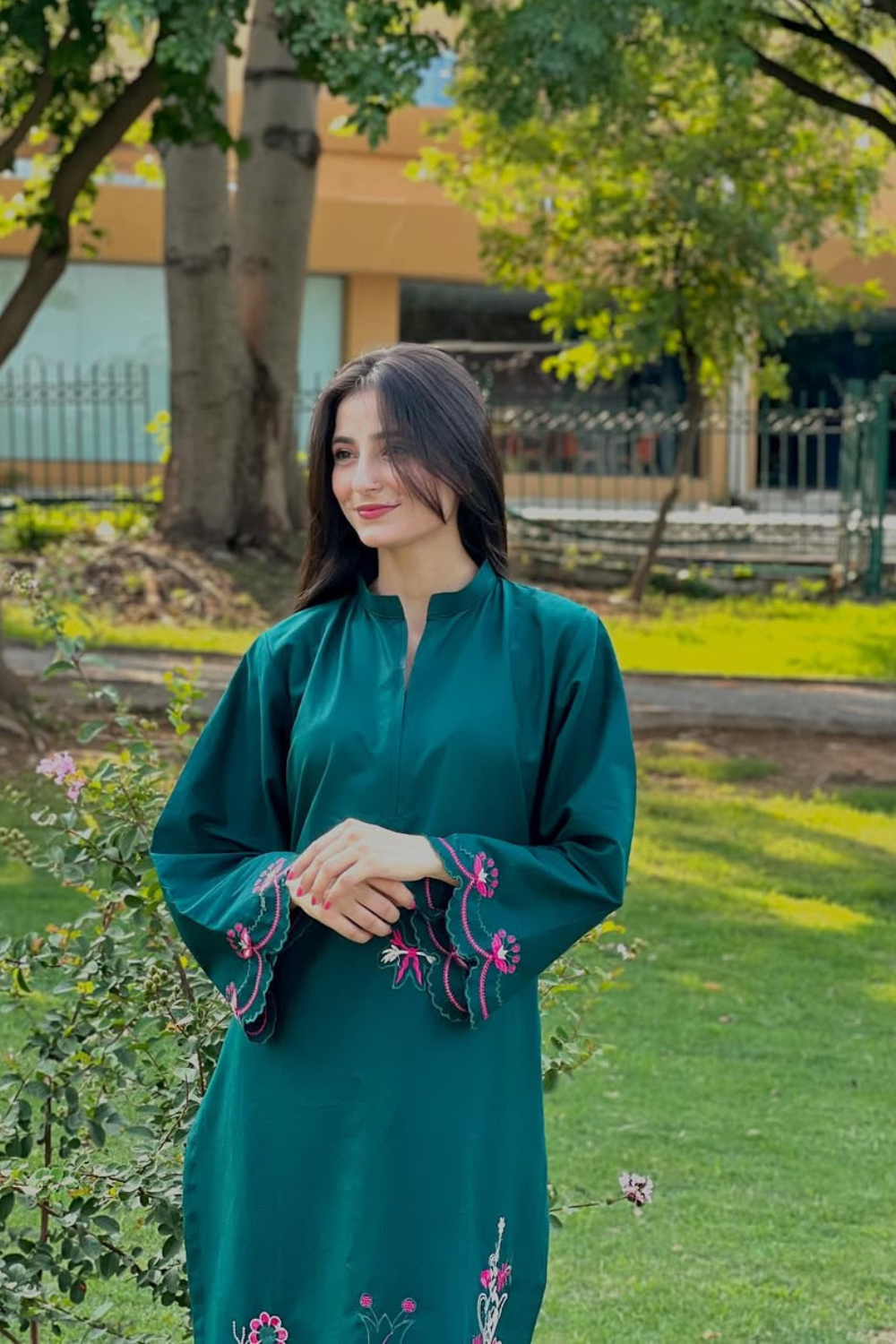 Zulf Embroidered 2-Piece