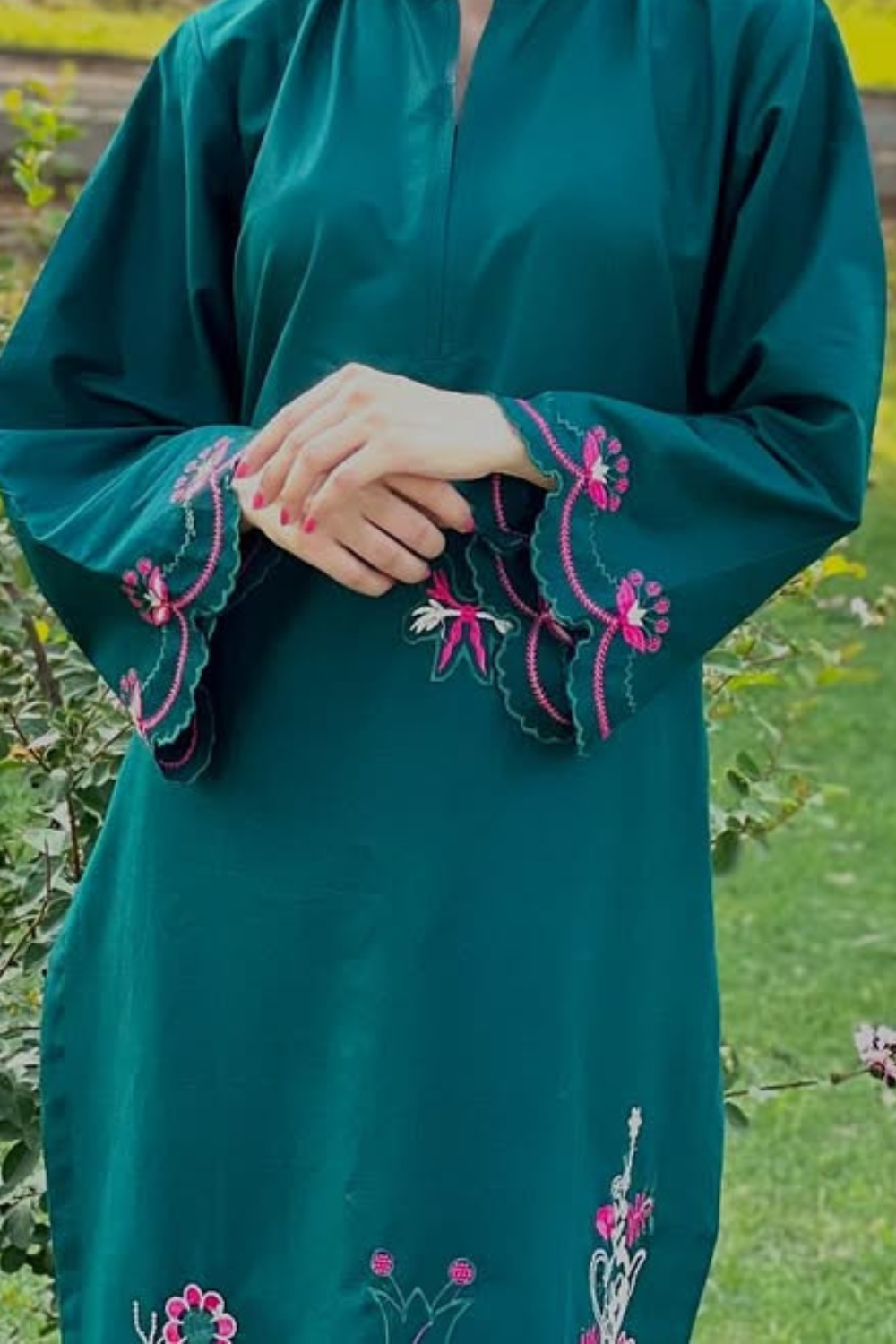 Zulf Embroidered 2-Piece